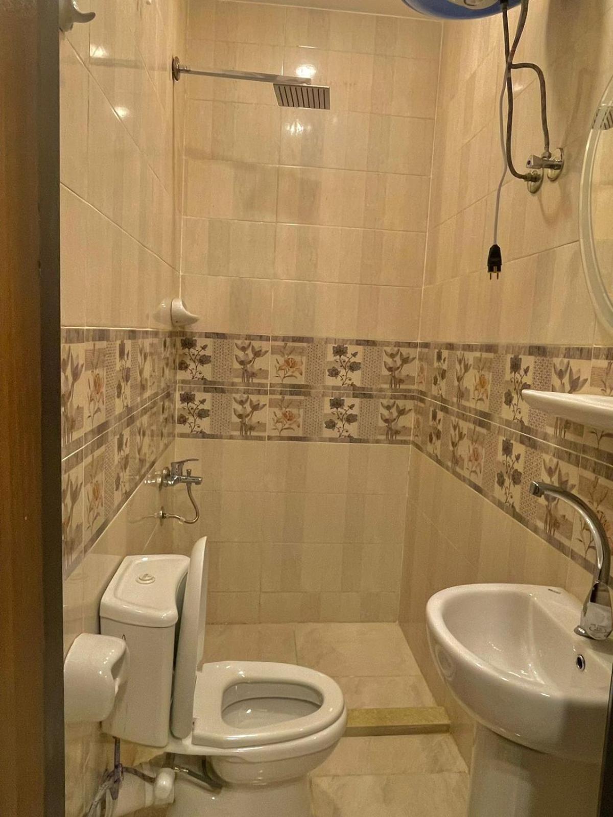 King Ali Pyramids View Inn Kafrat al Jabal Exterior foto