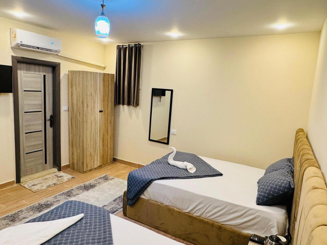 King Ali Pyramids View Inn Kafrat al Jabal Exterior foto