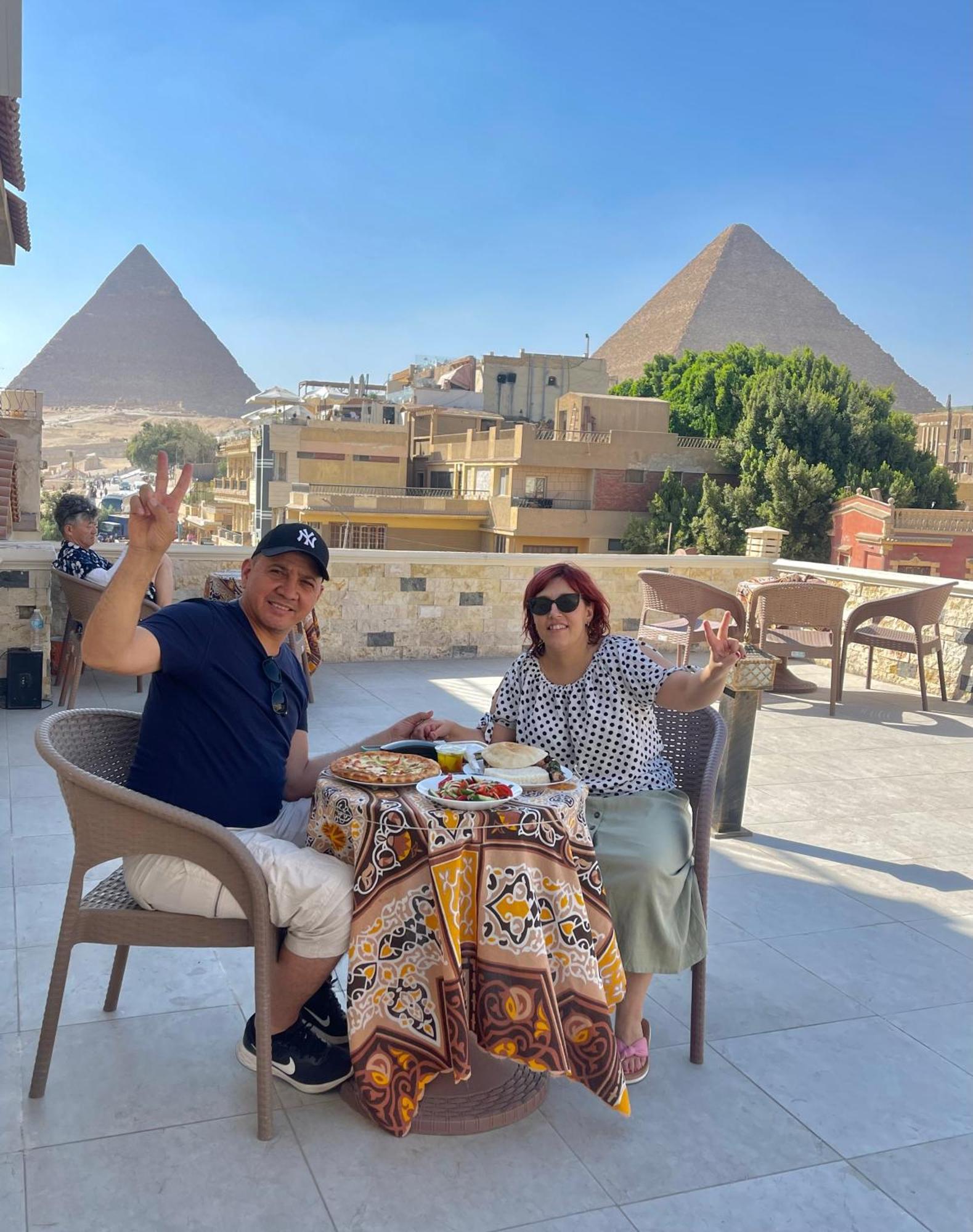 King Ali Pyramids View Inn Kafrat al Jabal Exterior foto