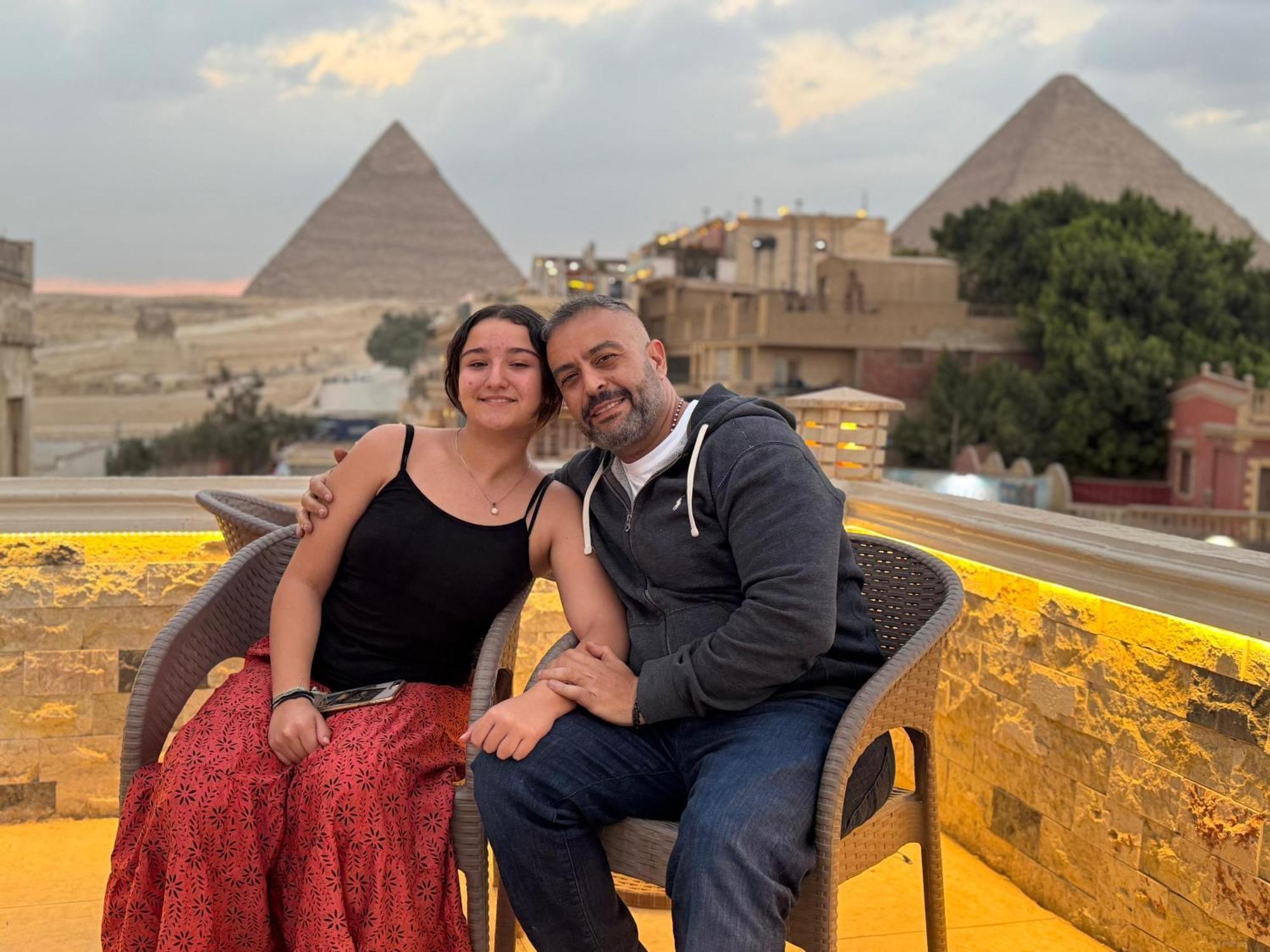 King Ali Pyramids View Inn Kafrat al Jabal Exterior foto